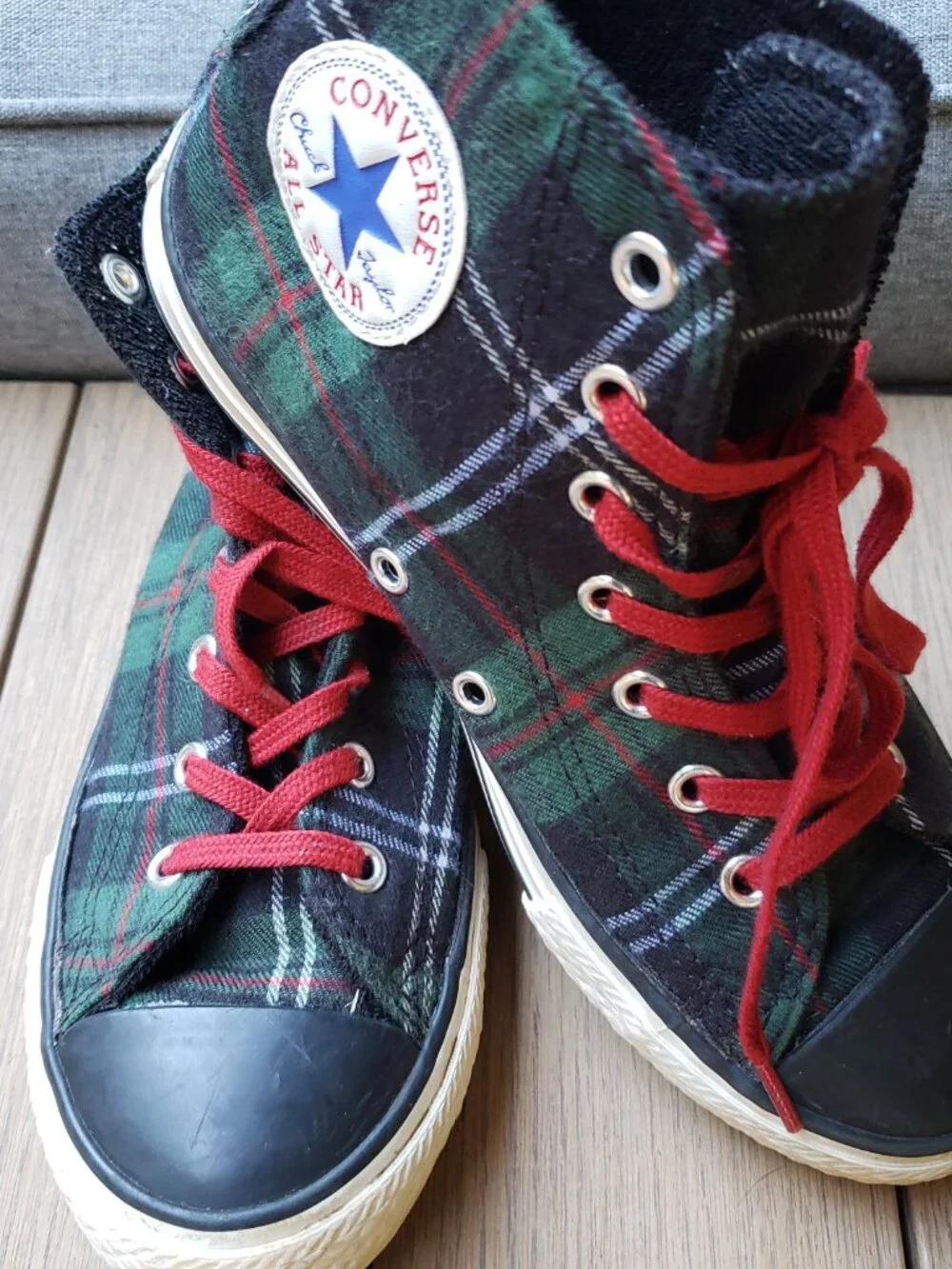 EUC CTAS Converse green / red plaid high top (2 Youth) KICKS